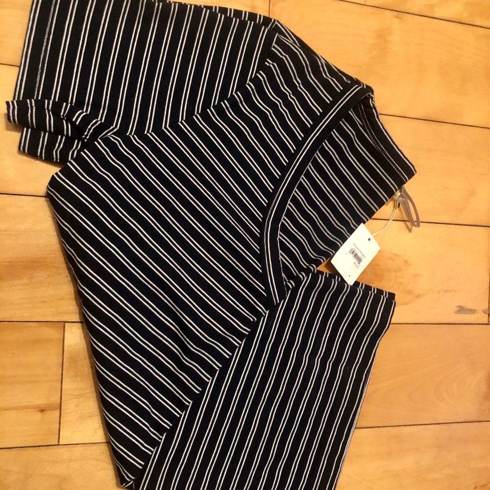 striped vneck tee